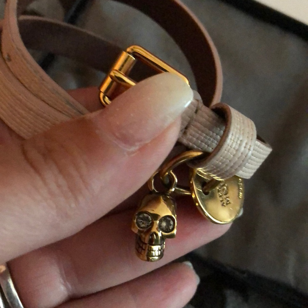 Alexander McQueen bracelet ⭐️1HR price drop⭐️ - Picture 2 of 8